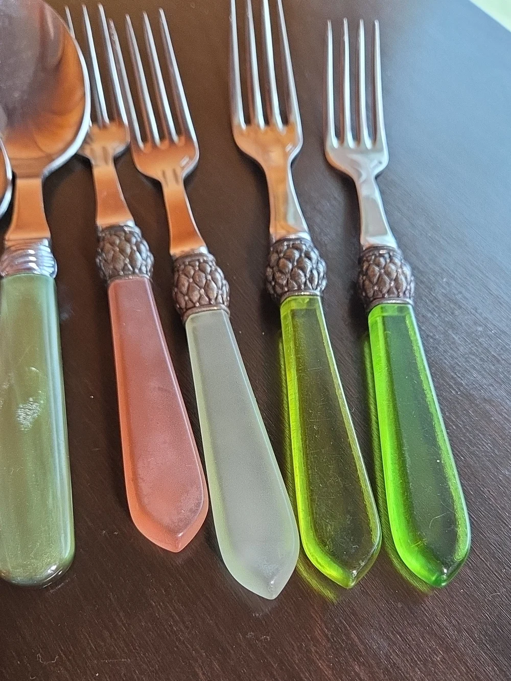 Mixed Lot Stainless Steel & Acrylic Cutlery